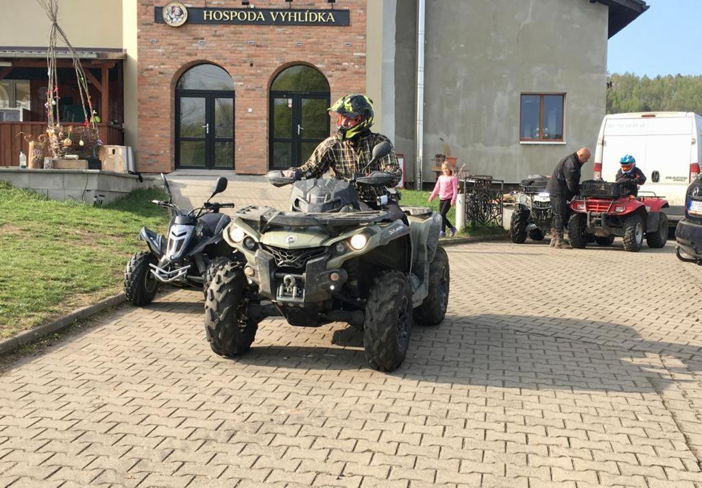 Pension Vyhlidka Klášterec nad Ohří Kültér fotó
